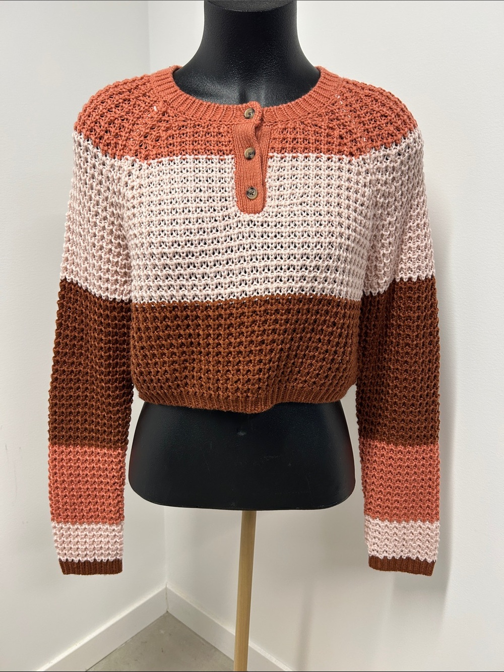 Aeropostale M Medium Open Knit Colorblock Henley Cropped Sweater Terracotta Rust
